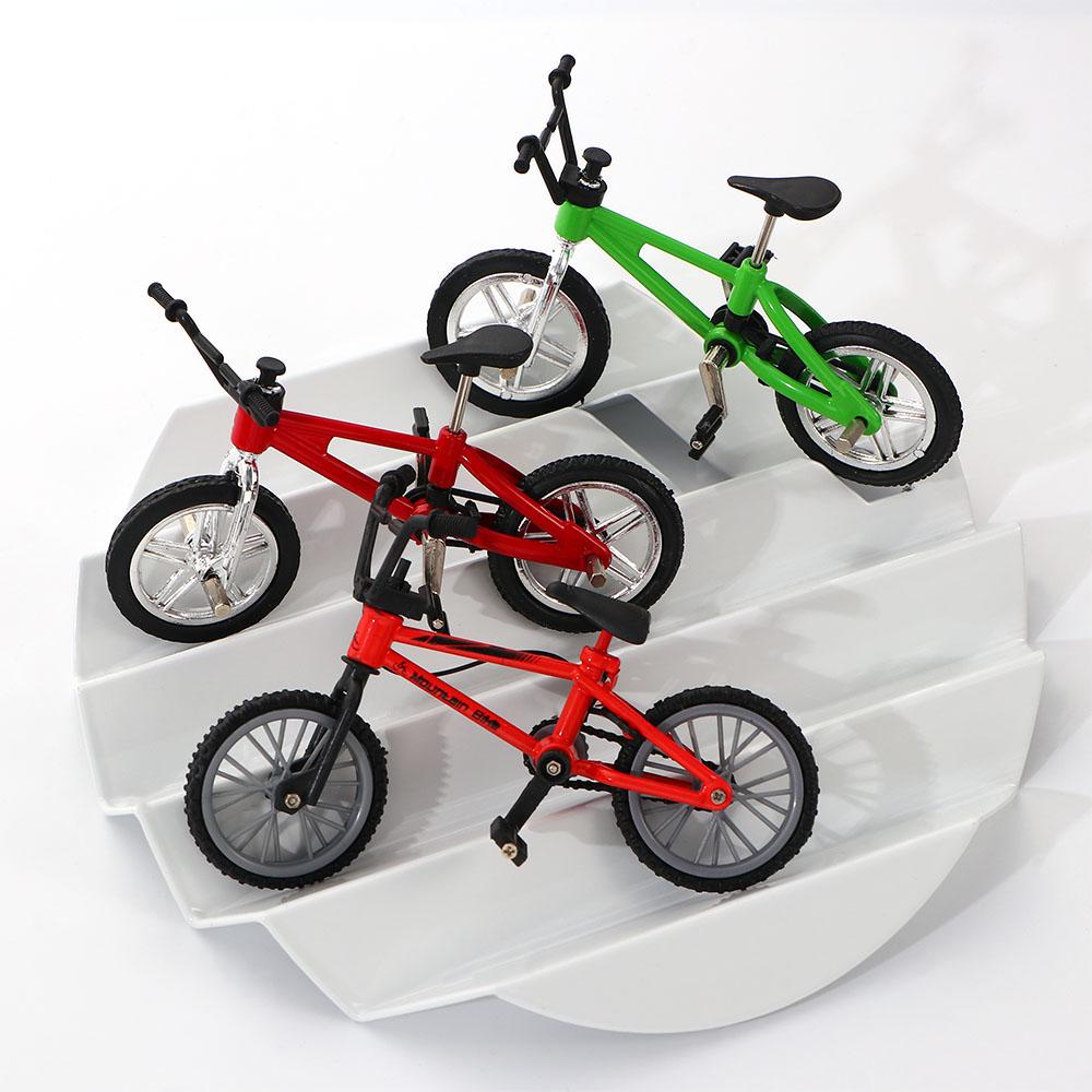 Mountain Biking Pictures - Retro Alloy Finger Bmx Bike Model
